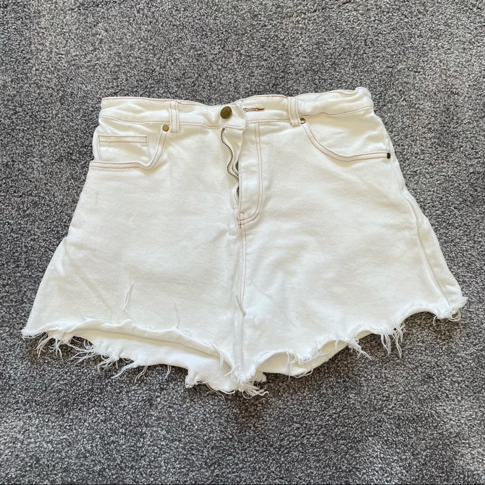 Verge Girl New Rhythm Denim Shorts White - Picture 2 of 4